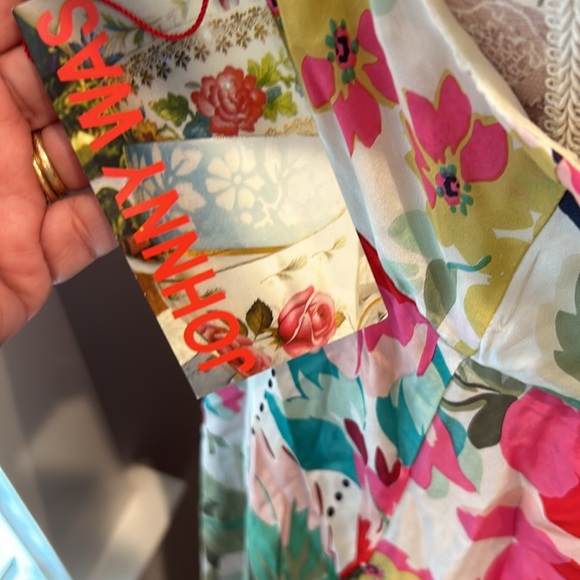 JOHNNY WAS Dress Women
Medium Maxi 100% Silk Floral
Sleeveless Belt Tiered - Picture 9 of 9